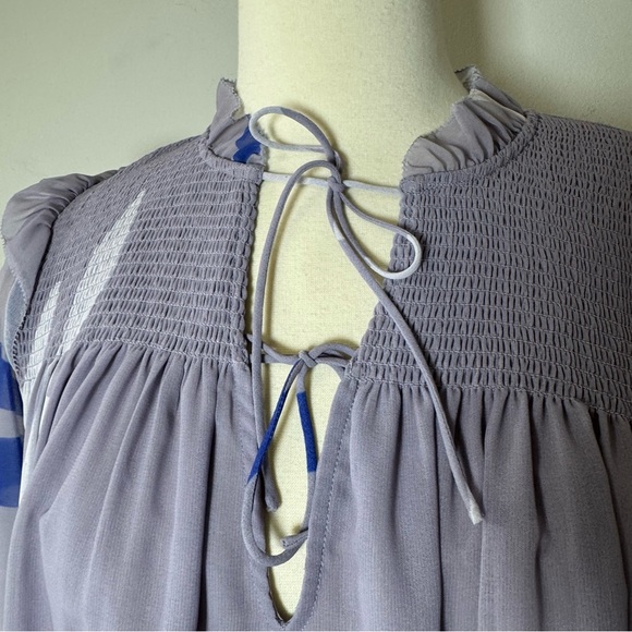 Aritzia Wilfred Castello Blouse
Lavender Abstract Print Tie Neck
Top Medium - Picture 4 of 11